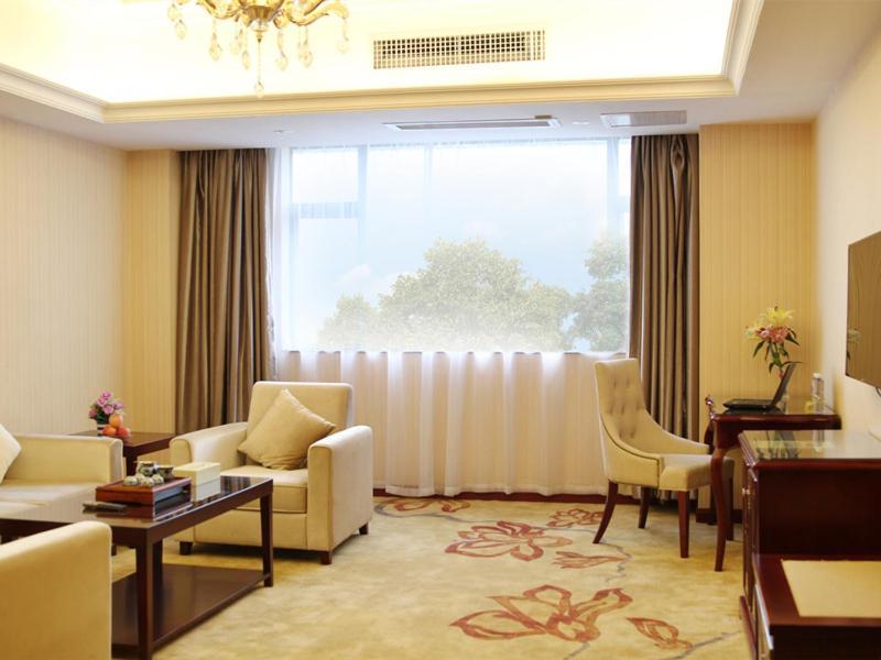 Vienna Hotel Foshan Nanhai City Square Exterior foto